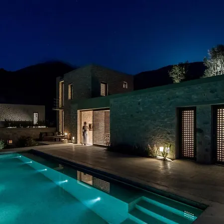 Monolithoi Pigi (West Mani)