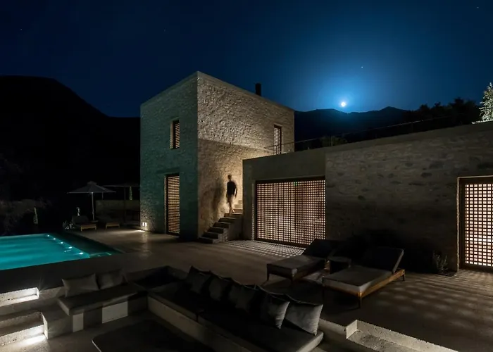 Monolithoi Vila Pigi (West Mani)