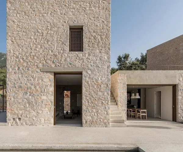 Βίλα Monolithoi *