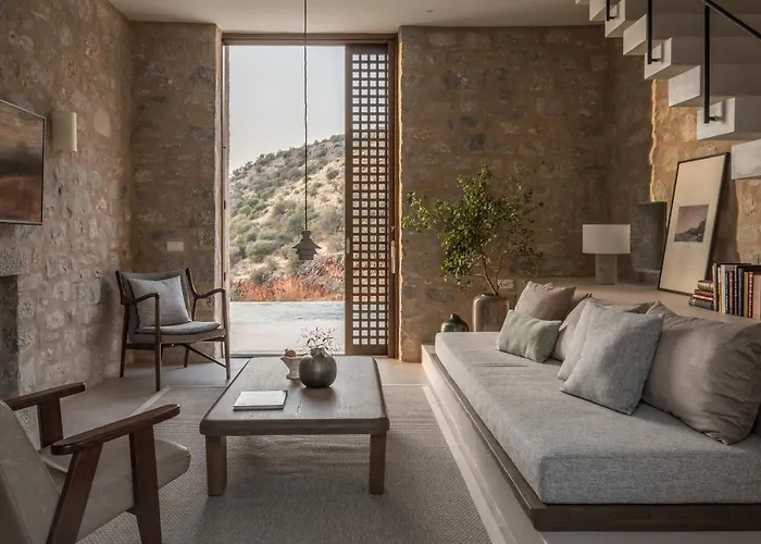 Monolithoi Vila Pigi (West Mani)